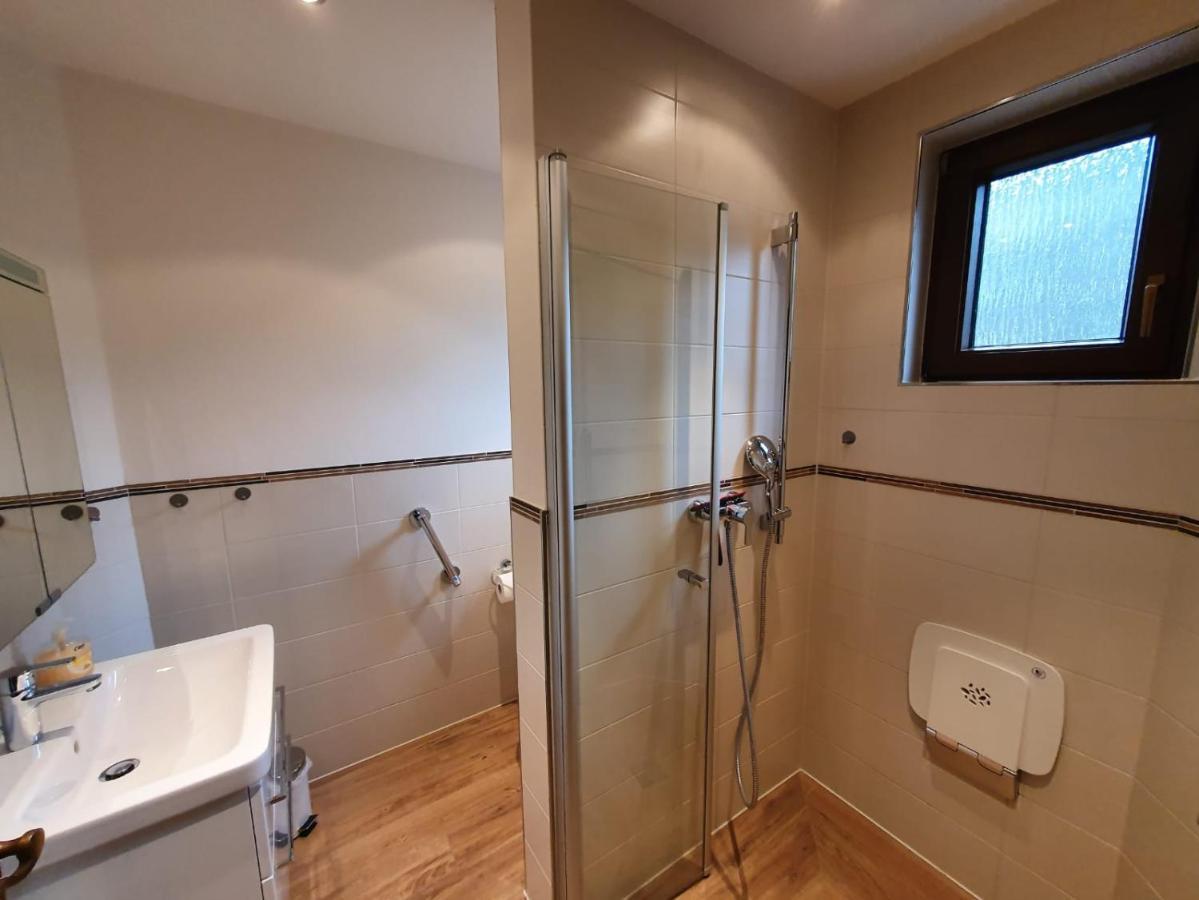Haus Monika Apartman Zeltingen-Rachtig Kültér fotó